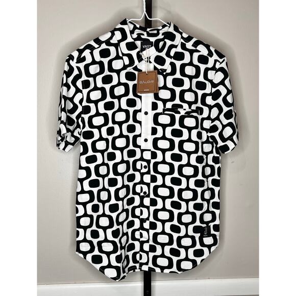 Vastlife TV Head Short Sleeve Button-Up Shirt Black Multi Men's Size Medium NWT - Picture 2 of 6